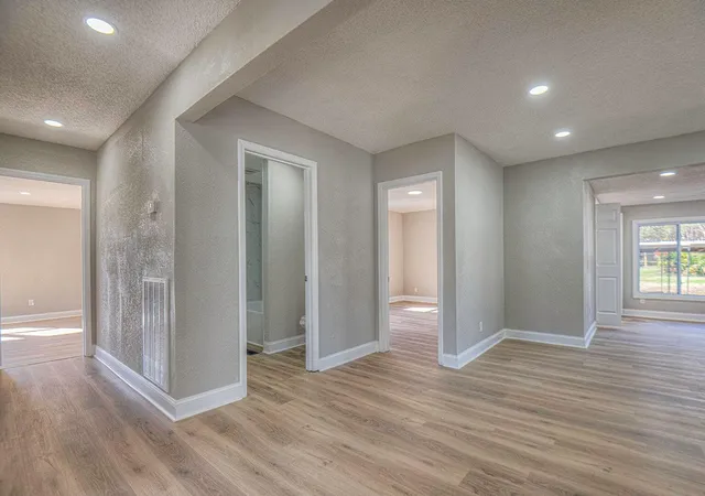 Photo 4 of Single family home for sale at 1617 Prigmore Rd, Chattanooga, TN 37412 | MLS# 1541904 | Listing updated on 2026-09-01
