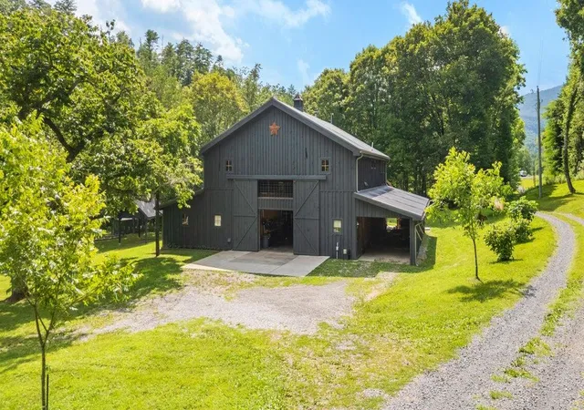 Photo 2 of Single family home for sale at 118 Price Rd, Reliance, TN 37369 | MLS# 1541918 | Listing updated on 2026-09-01
