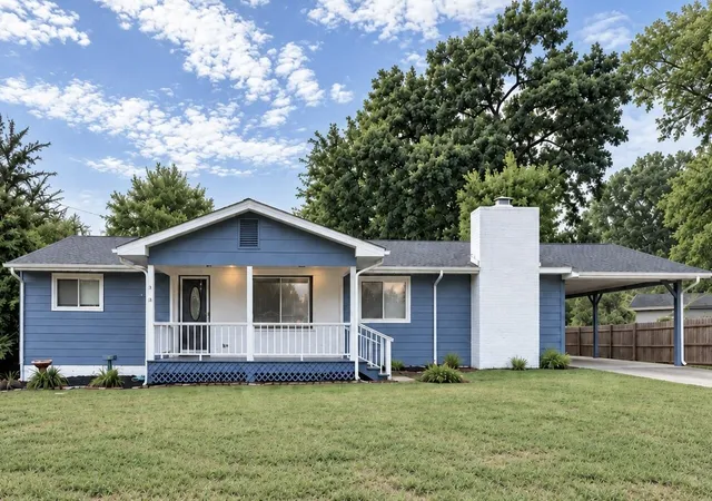 Single family home for sale at 43 Lynngrove Dr, Rossville, GA 30741 | MLS# 1543024