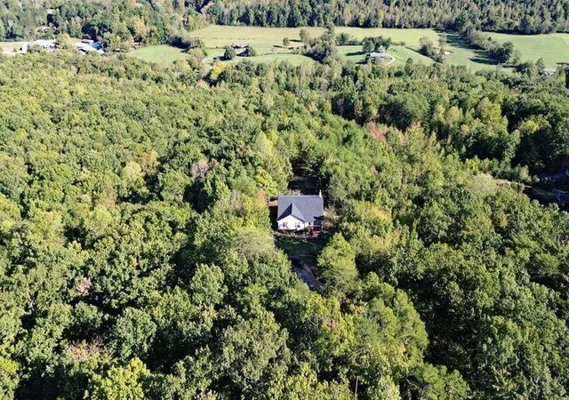 Photo 3 of Single family home for sale at 1220 Lone Mountain Dr, Dayton, TN 37321 | MLS# 1542143 | Listing updated on 2026-09-04