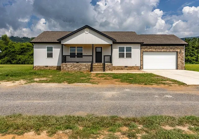 Photo 3 of Single family home for sale at 108 Galloway Airport Rd, Dunlap, TN 37327 | MLS# 1541926 | Listing updated on 2026-09-01