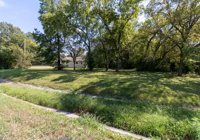 Photo 1 of Single family home for sale at 5945 Shaw Ave, Chattanooga, TN 37421 | MLS# 1541952 | Listing updated on 2026-09-08