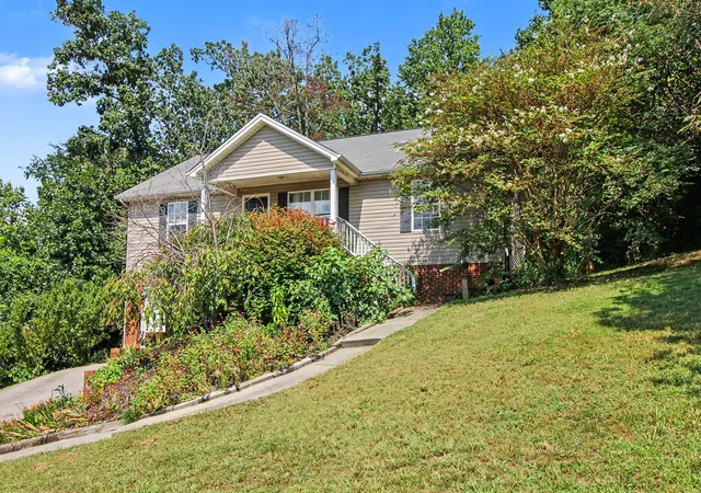 Photo 2 of Single family home for sale at 160 Fox Crst Trl Sw, Cleveland, TN 37311 | MLS# 1541996 | Listing updated on 2026-09-23
