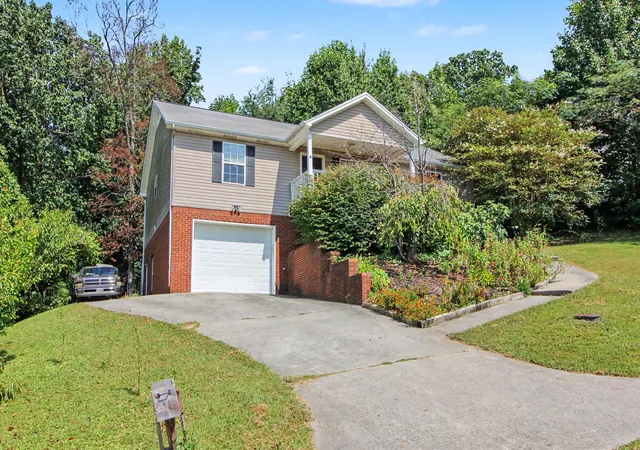 Photo 3 of Single family home for sale at 160 Fox Crst Trl Sw, Cleveland, TN 37311 | MLS# 1541996 | Listing updated on 2026-09-23