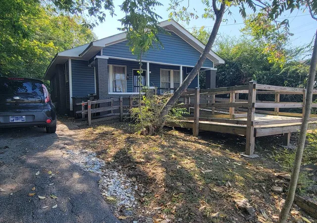 Single family home for sale at 1402 Bradt St, Chattanooga, TN 37406 | MLS# 1542201