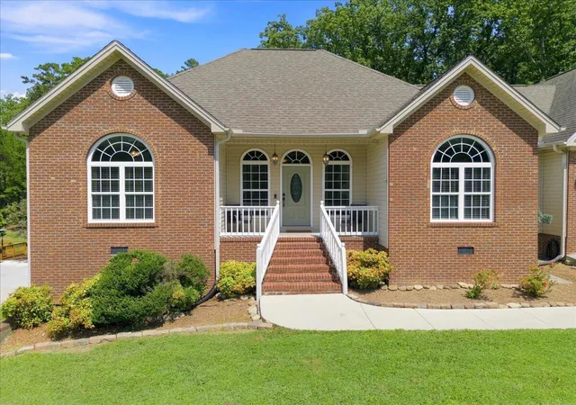 Photo 3 of Sale Pending at 429 Olivia Ln, Soddy Daisy, TN 37379 | MLS# 1542018 | Listing updated on 2026-09-05