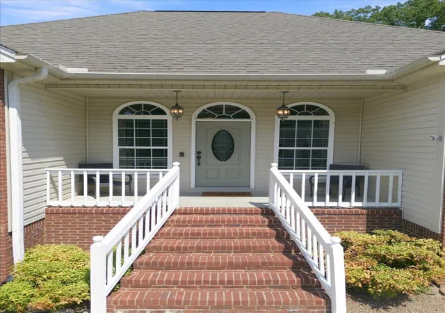 Photo 4 of Sale Pending at 429 Olivia Ln, Soddy Daisy, TN 37379 | MLS# 1542018 | Listing updated on 2026-09-05