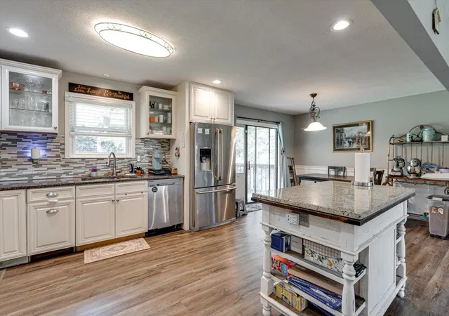 Photo 3 of Single family home for sale at 345 Diamond Cir, La Fayette, GA 30728 | MLS# 1542039 | Listing updated on 2026-09-23