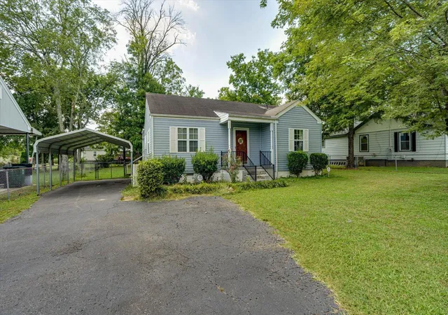 Photo 2 of Single family home for sale at 4 Stovall St, Fort Oglethorpe, GA 30742 | MLS# 1542041 | Listing updated on 2026-09-03
