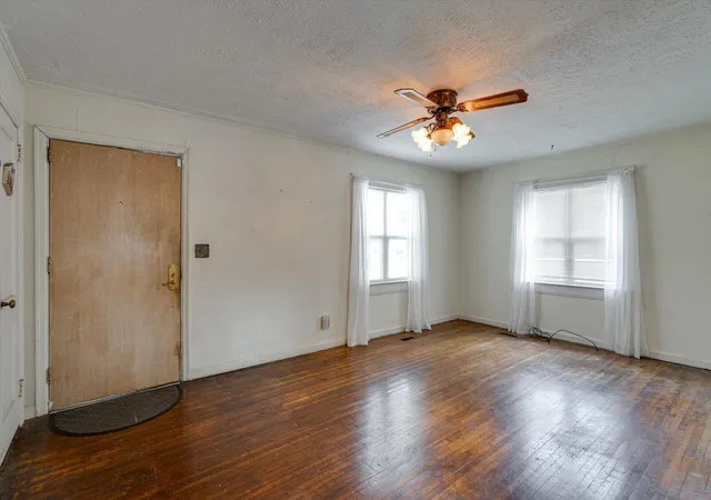 Photo 3 of Single family home for sale at 4 Stovall St, Fort Oglethorpe, GA 30742 | MLS# 1542041 | Listing updated on 2026-09-03