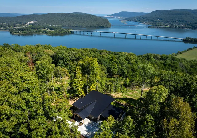 Photo 2 of Single family home for sale at 315 Browbend Dr, Guild, TN 37340 | MLS# 1541997 | Listing updated on 2026-09-28