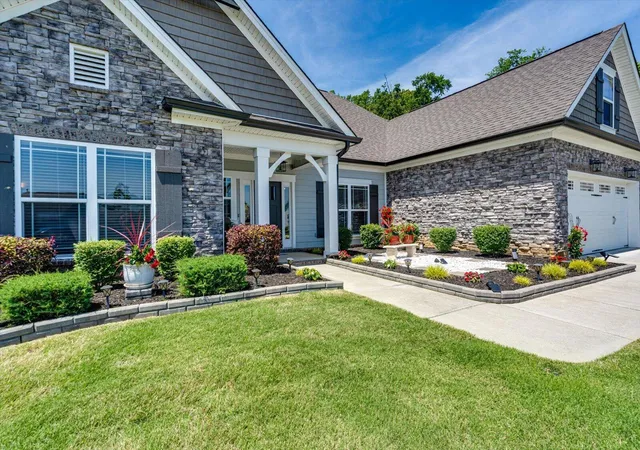 Photo 2 of Sale Pending at 11048 High River Dr, Soddy Daisy, TN 37379 | MLS# 1542062 | Listing updated on 2026-09-03