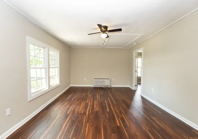 Photo 4 of Sale Pending at 207 Napier St, La Fayette, GA 30728 | MLS# 1542193 | Listing updated on 2026-09-20