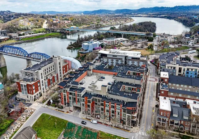 Photo 1 of Condo for sale at 129 Walnut St #Unit 212, Chattanooga, TN 37403 | MLS# 1542180 | Listing updated on 2026-09-09