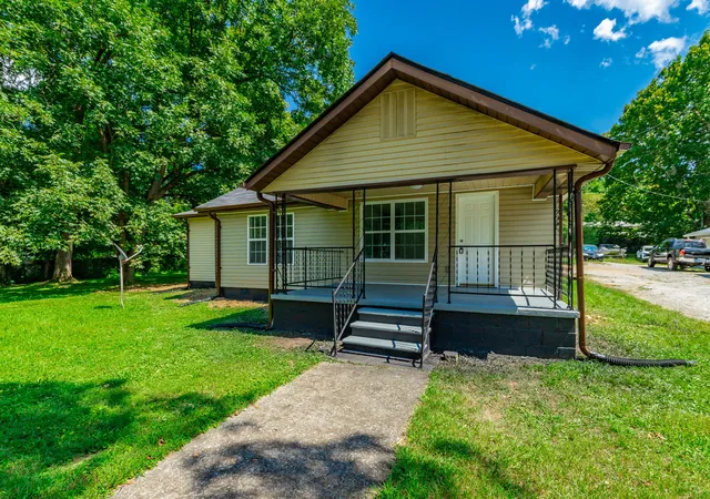 Photo 1 of Single family home for sale at 709 Foster Ml Dr, La Fayette, GA 30728 | MLS# 1542175 | Listing updated on 2026-09-30