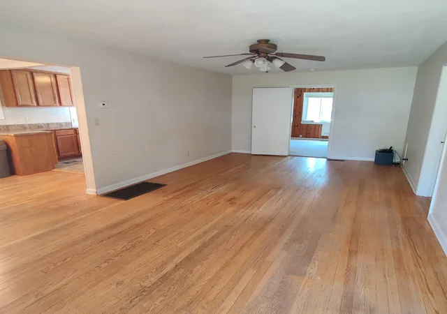 Photo 2 of Single family home for sale at 1444 Brenda Rd, Chattanooga, TN 37415 | MLS# 1542127 | Listing updated on 2026-09-04