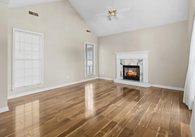 Photo 2 of Single family home for sale at 2059 Igou Xing Dr, Chattanooga, TN 37421 | MLS# 1542134 | Listing updated on 2026-09-13