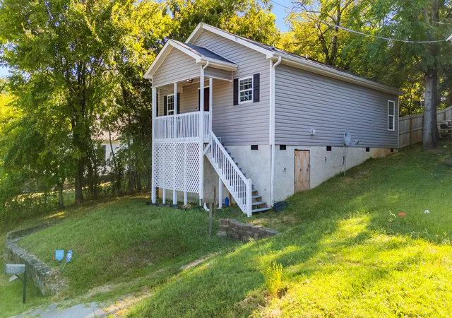 Photo 1 of Single family home for sale at 4006 13th Avenue, Chattanooga, TN 37407 | MLS# 1542596 | Listing updated on 2026-09-14