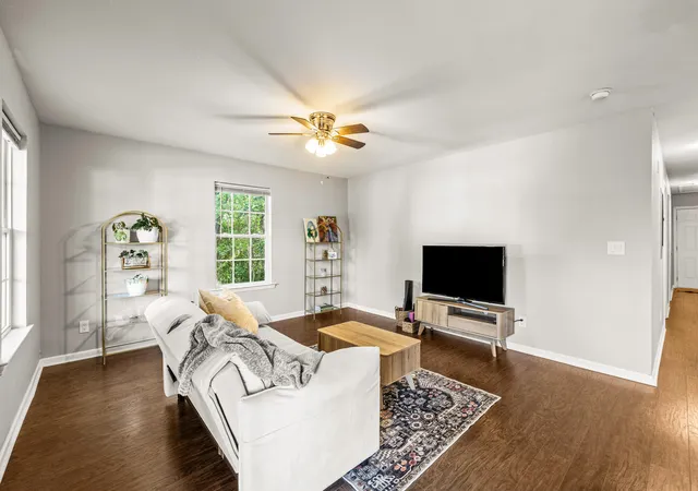 Photo 2 of Single family home for sale at 4006 13th Avenue, Chattanooga, TN 37407 | MLS# 1542596 | Listing updated on 2026-09-14