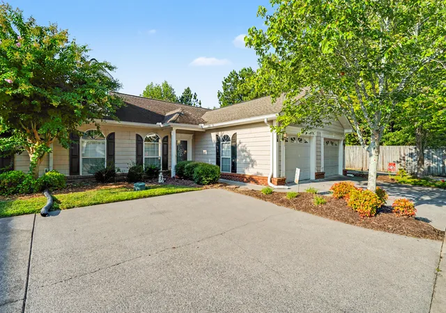 Photo 3 of Condo for sale at 901 W Summit Dr #11, Dalton, GA 30721 | MLS# 1542224 | Listing updated on 2026-09-04