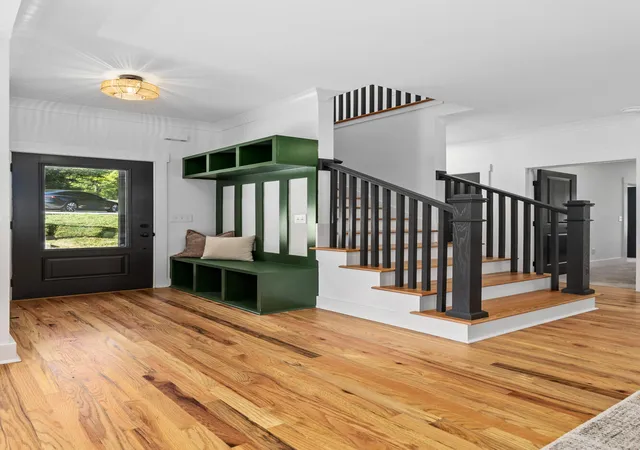 Photo 3 of Single family home for sale at 233 Peace St, Chattanooga, TN 37415 | MLS# 1542198 | Listing updated on 2026-10-15