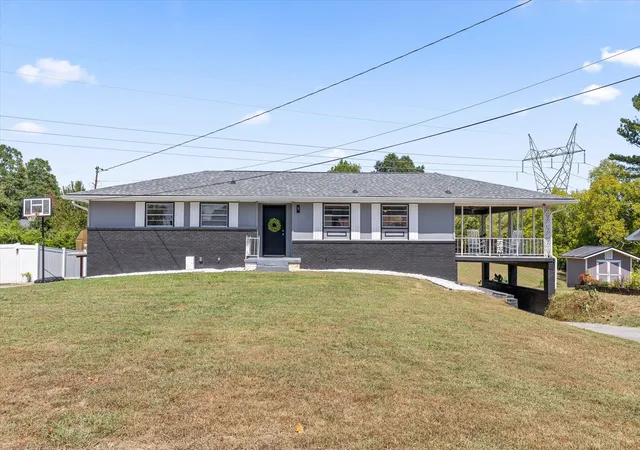 Single family home for sale at 4655 Sable Dr, Chattanooga, TN 37416 | MLS# 1542197