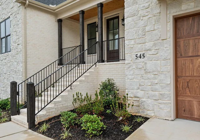 Photo 3 of Single family home for sale at 545 Clubhouse Dr, Jasper, TN 37347 | MLS# 1542220 | Listing updated on 2026-09-04
