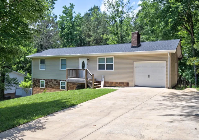 Photo 3 of Multi family home for sale at 4313 Katie Kim Ln #A AND B, Ooltewah, TN 37363 | MLS# 1542277 | Listing updated on 2026-09-05