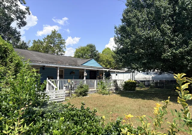 Photo 2 of Sale Pending at 1307 San Hsi Dr, Chattanooga, TN 37412 | MLS# 1542288 | Listing updated on 2026-09-11