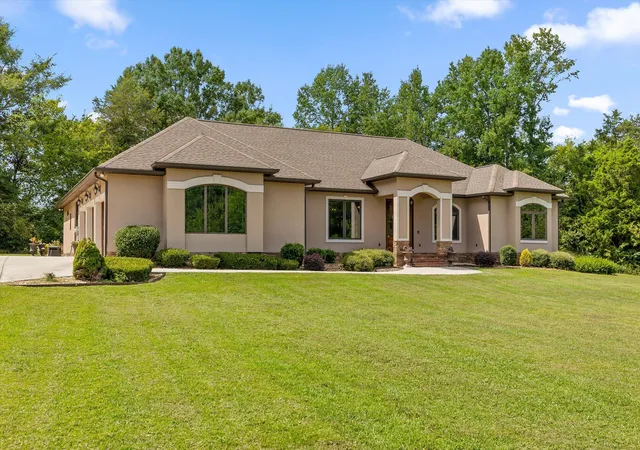 Photo 2 of Single family home for sale at 230 W Nickajack Rd, Ringgold, GA 30736 | MLS# 1542515 | Listing updated on 2026-09-14