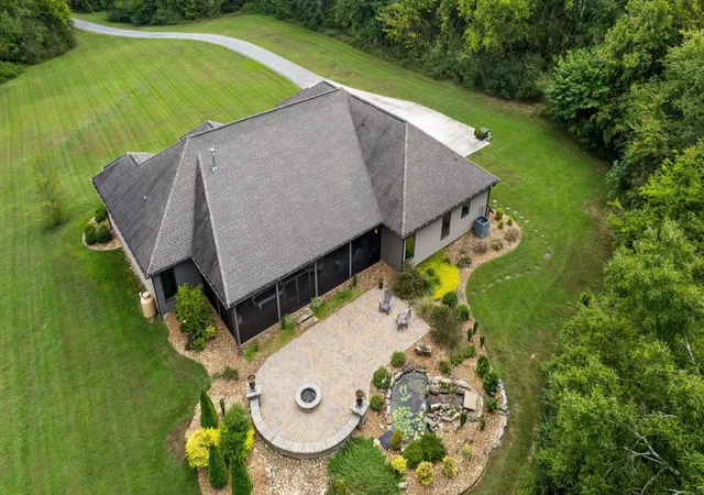 Photo 2 of Single family home for sale at 230 W Nickajack Rd, Ringgold, GA 30736 | MLS# 1542515 | Listing updated on 2026-09-14