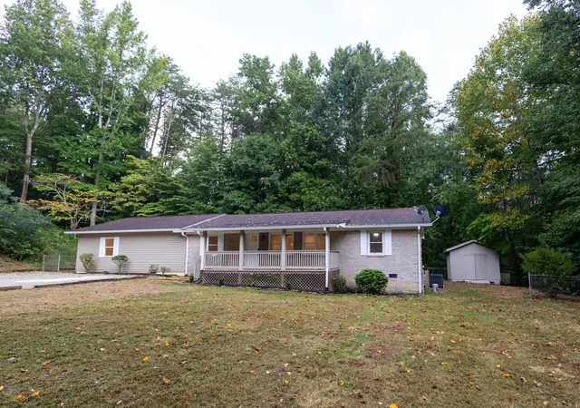 Photo 1 of Single family home for sale at 186 Triple S Ln, Pikeville, TN 37367 | MLS# 1542293 | Listing updated on 2026-09-06