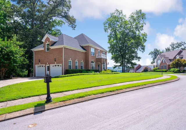 Photo 3 of Single family home for sale at 2521 Heron Cvs Ln, Soddy Daisy, TN 37379 | MLS# 1542353 | Listing updated on 2026-09-16