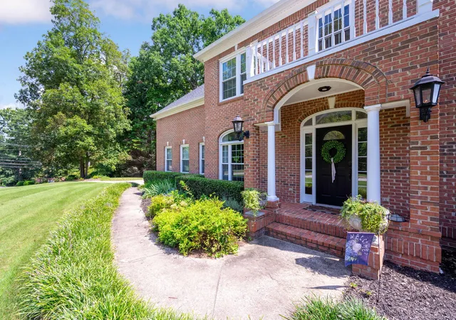 Photo 3 of Single family home for sale at 2521 Heron Cvs Ln, Soddy Daisy, TN 37379 | MLS# 1542353 | Listing updated on 2026-09-16