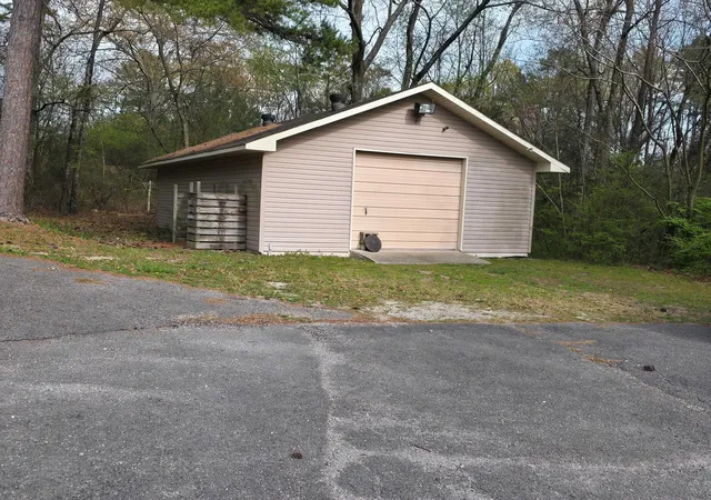 Photo 4 of House for sale at 195 Ashley Ln, Rossville, GA 30741 | MLS# 1542354 | Listing updated on 2026-09-08