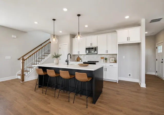 Photo 2 of Single family home for sale at 10111 Shire Walk Park #11, Ooltewah, TN 37363 | MLS# 1542310 | Listing updated on 2026-09-06