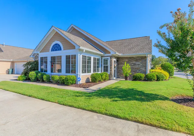 Photo 1 of Condo for sale at 2433 Baskette Way #2433, Chattanooga, TN 37421 | MLS# 1542330 | Listing updated on 2026-09-12