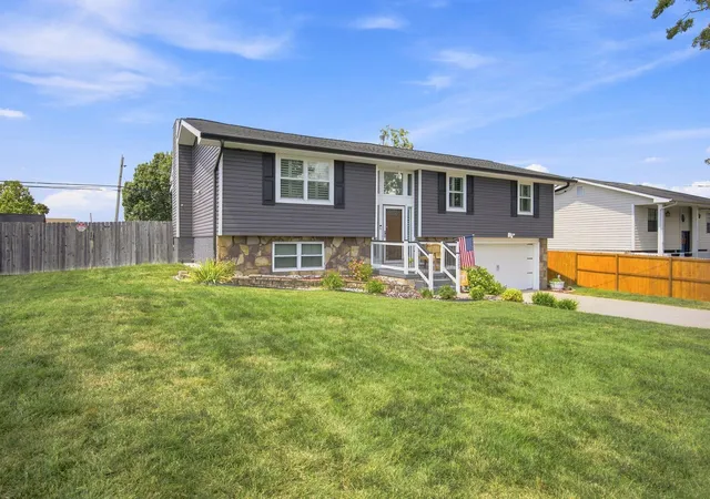 Photo 2 of Single family home for sale at 2825 Hidden Trl Ln, Chattanooga, TN 37421 | MLS# 1542539 | Listing updated on 2026-09-11