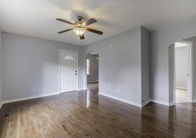 Photo 4 of Single family home for sale at 1614 Truman Ave, Chattanooga, TN 37412 | MLS# 1542337 | Listing updated on 2026-09-07