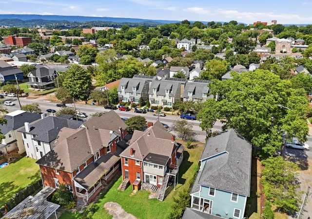 Listing Photo 2 - Condo for sale in building located at 910 E Martin Luther King Blvd, Chattanooga, TN 37403 - Unit #
