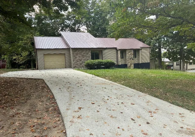 Photo 1 of Sale Pending at 158 Tango Dr, Madisonville, TN 37354 | MLS# 1542348 | Listing updated on 2026-09-13