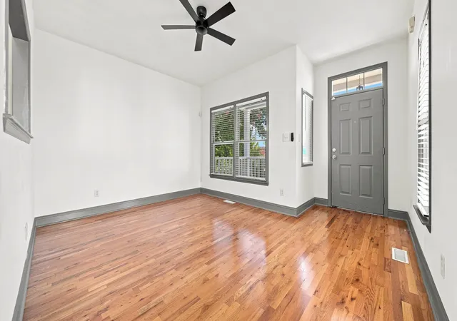 Photo 4 of Single family home for sale at 1003 E 11th Street, Chattanooga, TN 37403 | MLS# 1542791 | Listing updated on 2026-10-12