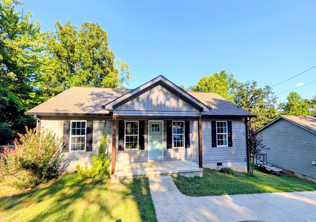 Photo 1 of Single family home for sale at 462 Sagamore Dr, Tunnel Hill, GA 30755 | MLS# 1542384 | Listing updated on 2026-09-08