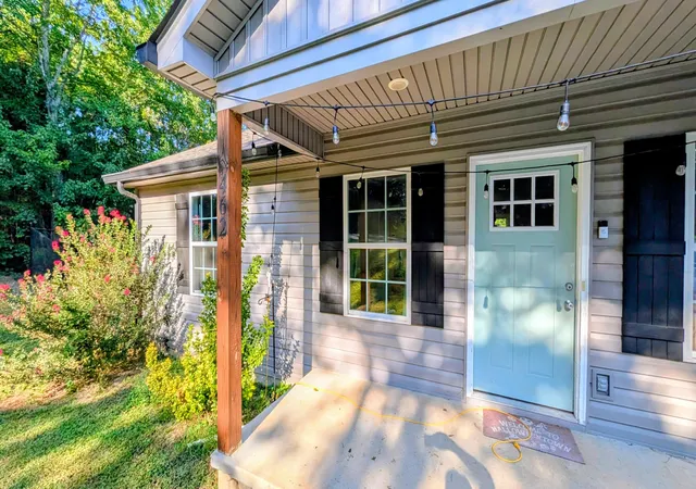 Photo 2 of Single family home for sale at 462 Sagamore Dr, Tunnel Hill, GA 30755 | MLS# 1542384 | Listing updated on 2026-09-08