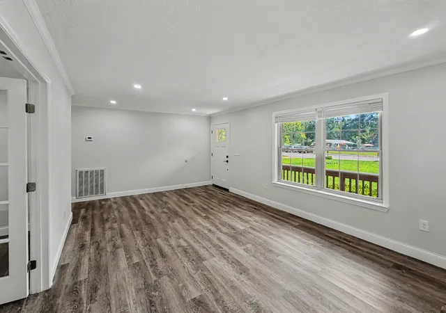 Photo 4 of Single family home for sale at 813 Kay Cir, Chattanooga, TN 37421 | MLS# 1542380 | Listing updated on 2026-09-10