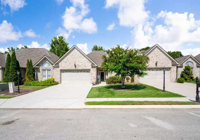 Photo 2 of Townhouse for sale at 6739 Dove Fld Rd, Hixson, TN 37343 | MLS# 1542393 | Listing updated on 2026-09-14