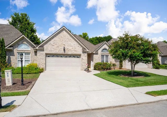 Photo 3 of Townhouse for sale at 6739 Dove Fld Rd, Hixson, TN 37343 | MLS# 1542393 | Listing updated on 2026-09-14