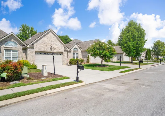 Photo 4 of Townhouse for sale at 6739 Dove Fld Rd, Hixson, TN 37343 | MLS# 1542393 | Listing updated on 2026-09-14