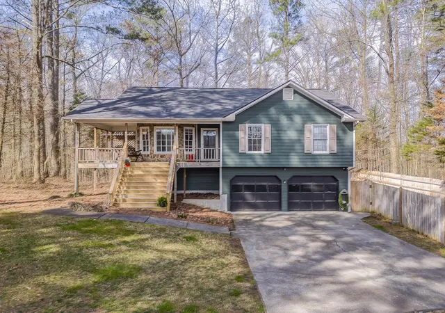 Single family home for sale at 16 Ranger Rd SE, Cartersville, GA 30121 | MLS# 1542410