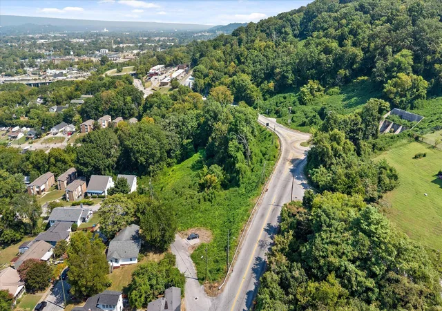 Photo 3 of Land for sale at 3105 E 26th Street, Chattanooga, TN 37407 | MLS# 1542530 | Listing updated on 2026-09-11